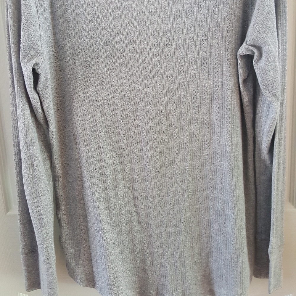 Victoria Secret L/S pullover - Picture 4 of 5